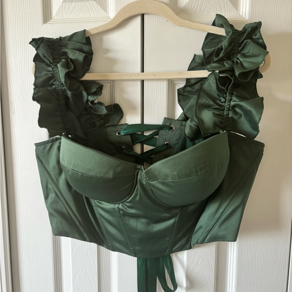 Plus Size Women's Green Corset Frill Edge Back Tie Sleeveless Top